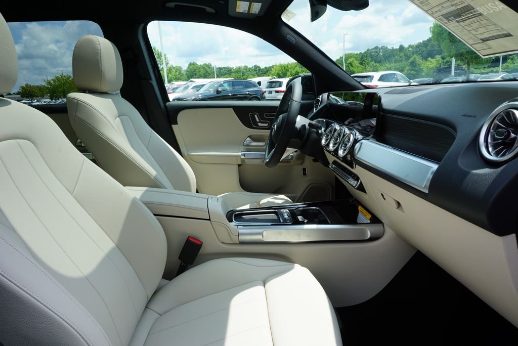 2025 Mercedes-Benz GLB Base - Photo 65