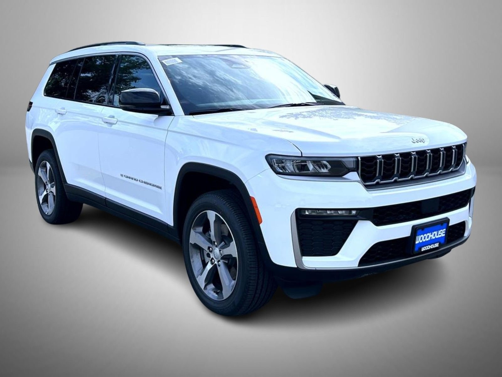 New 2026 Bright White Clear-Coat Exterior Paint Jeep Limited image 3