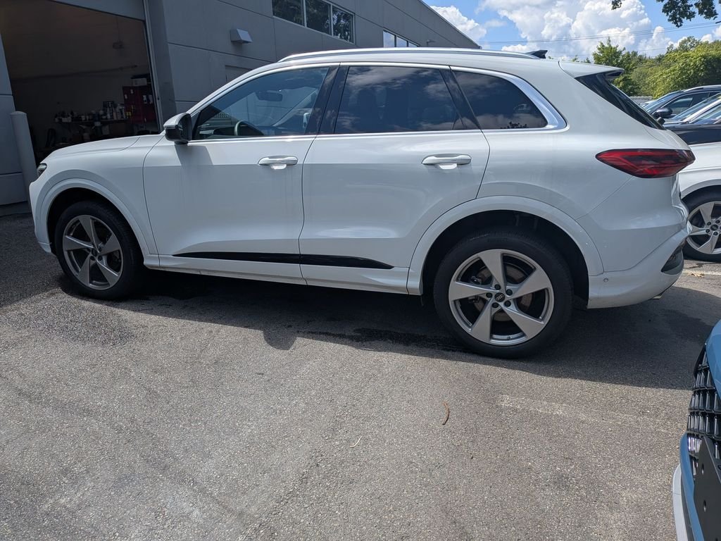 Used 2025 White Audi 2.0T Premium Plus image 5