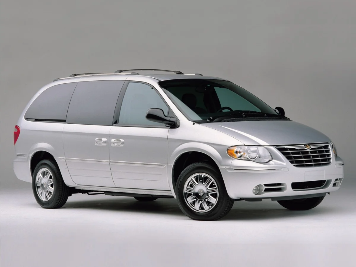 2005 Chrysler Town & Country Touring