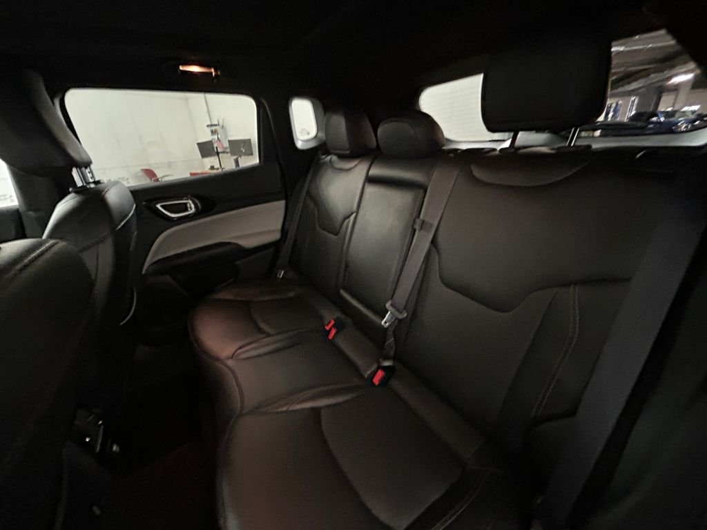 Used 2023 Gray Jeep Limited image 19