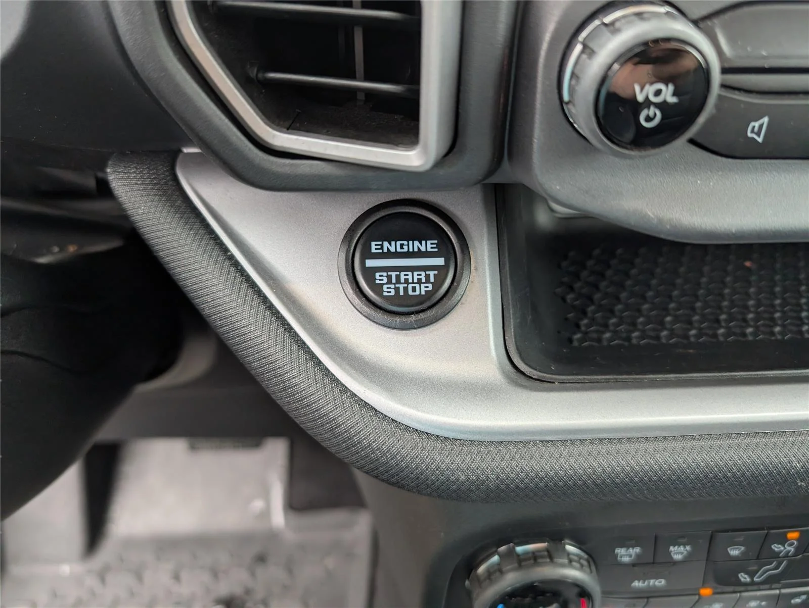 Used 2022 Area 51 Ford Outer Banks image 18