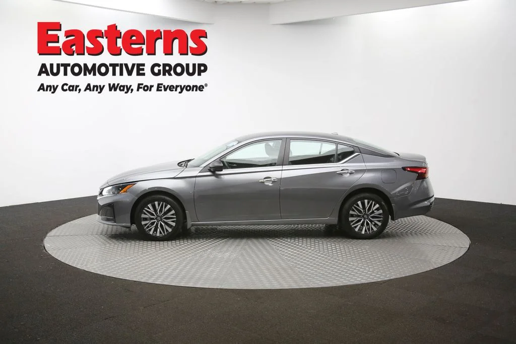 Used 2024 Gray Nissan 2.5 SV image 58