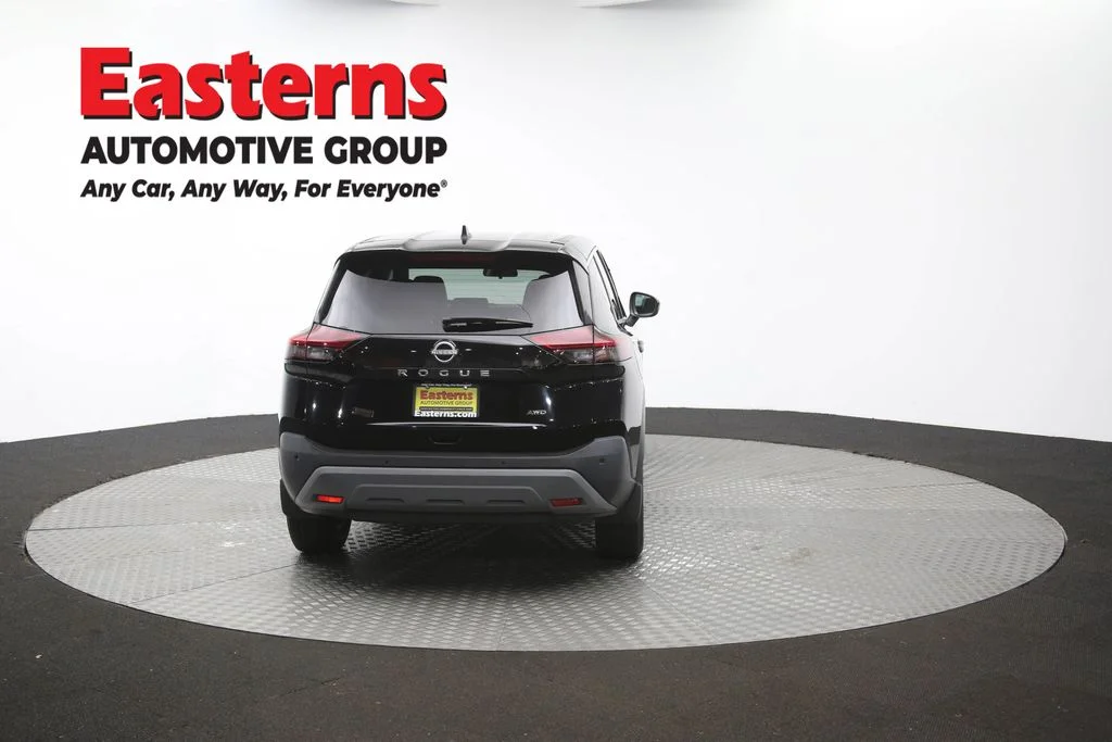 Used 2023 Black Nissan S image 37