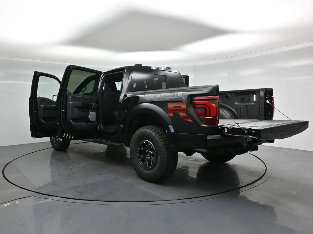 New 2026 Agate Black Metallic Ford Raptor image 34