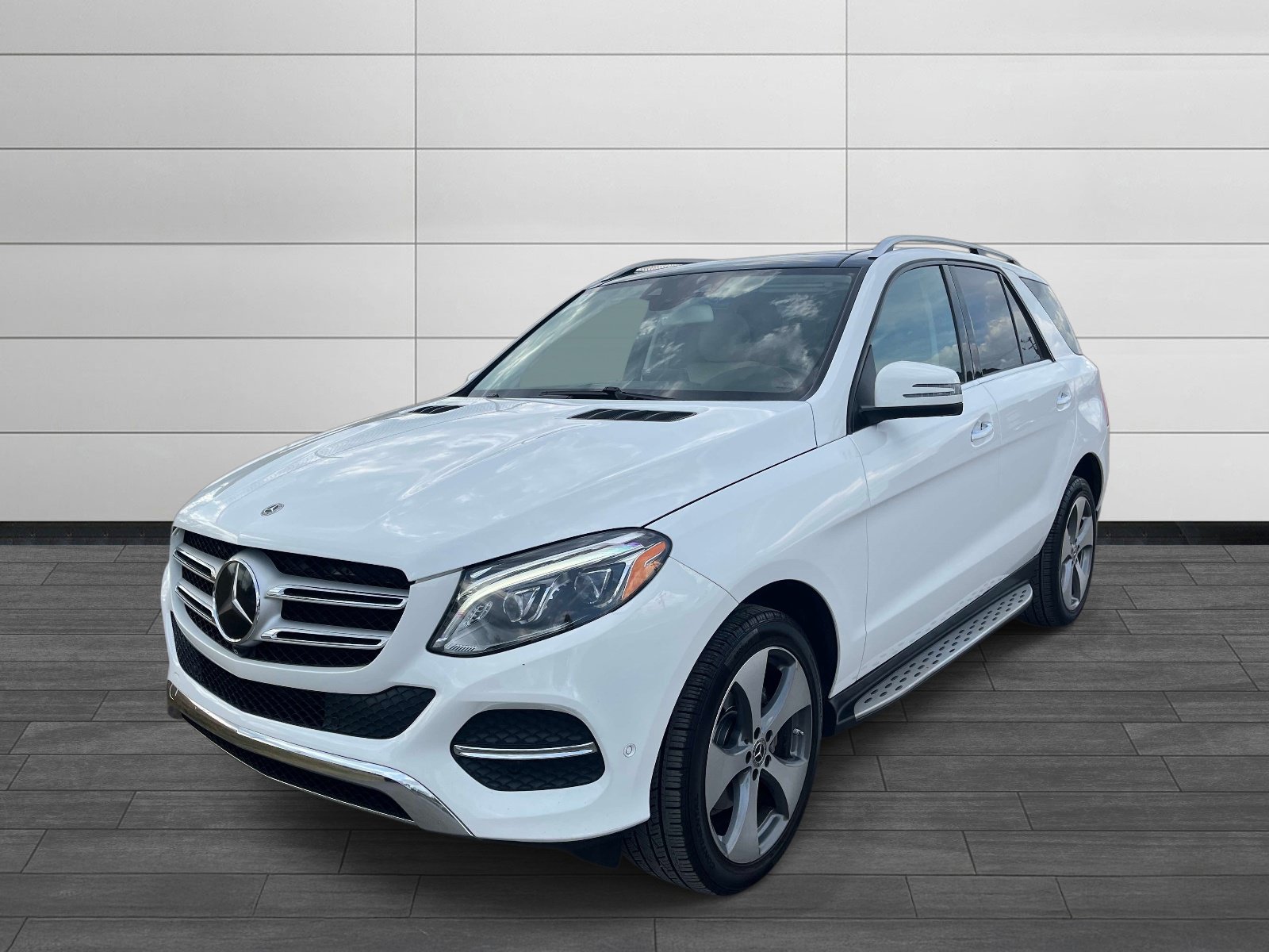 Used 2018 Polar White Mercedes-Benz GLE 350 image 7