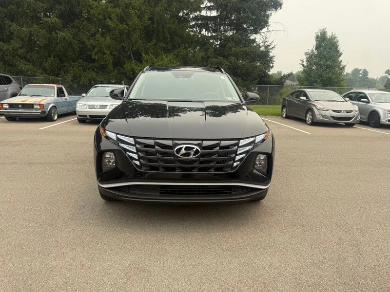 Used 2022 Black Hyundai SEL Convenience image 10