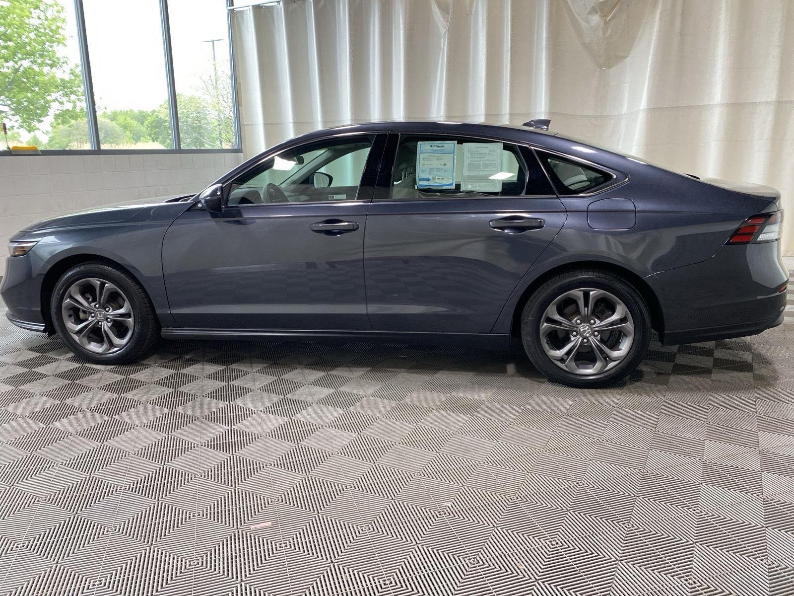 Used 2024 Meteorite Gray Metallic Honda  image 5