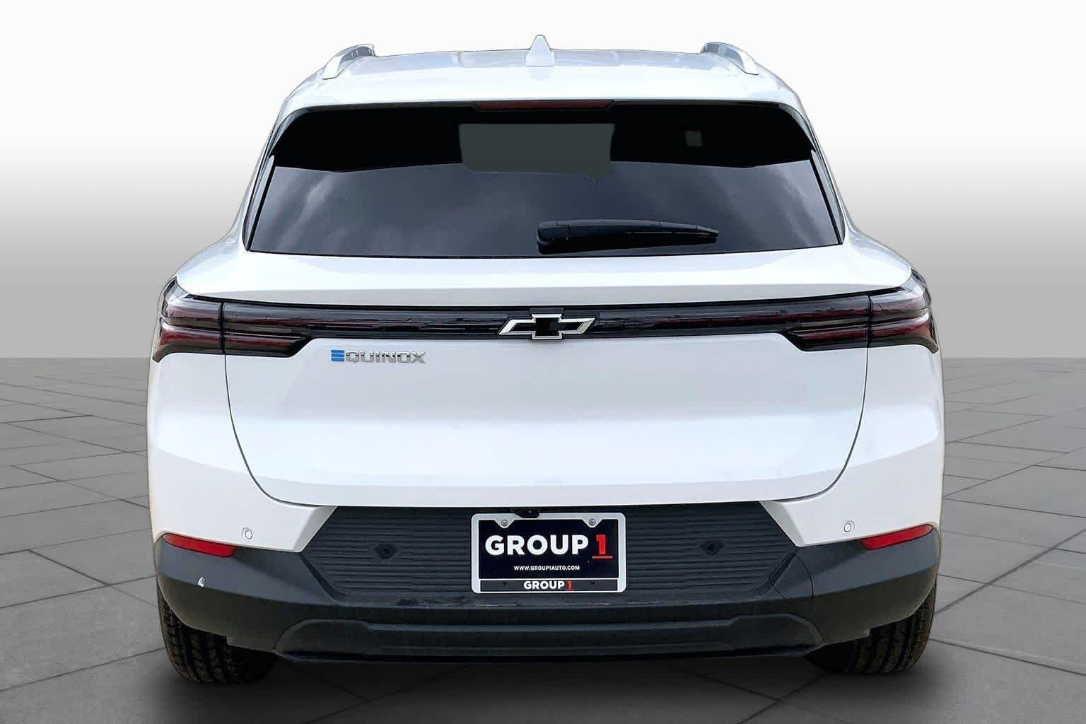New 2026 Summit White Chevrolet LT image 5