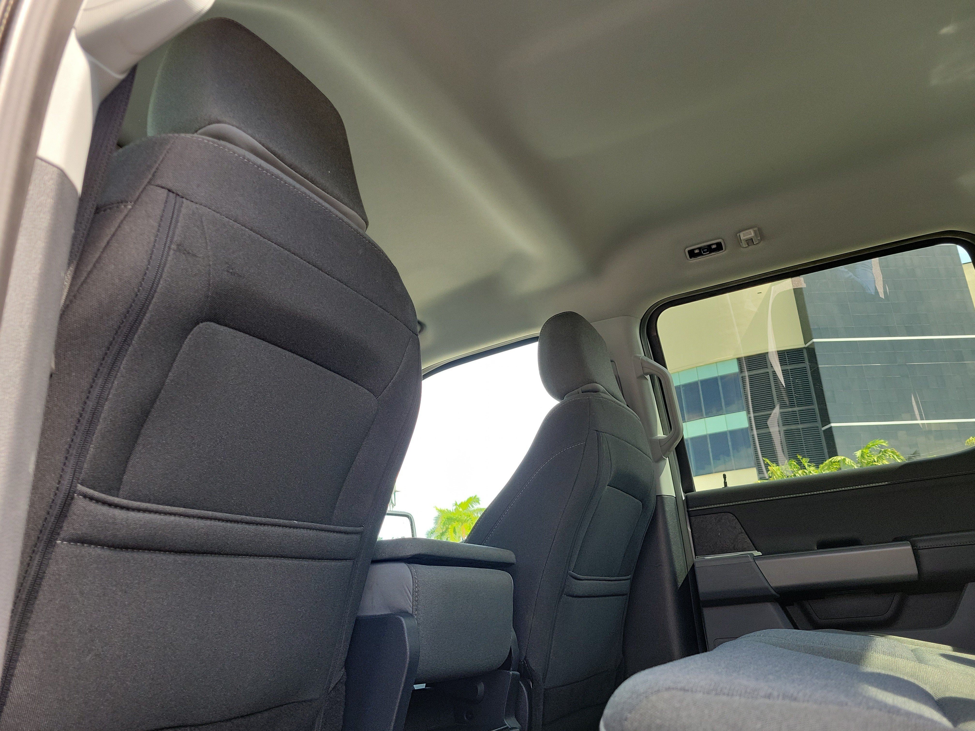 Used 2025 Agate Black Metallic Ford XLT image 11