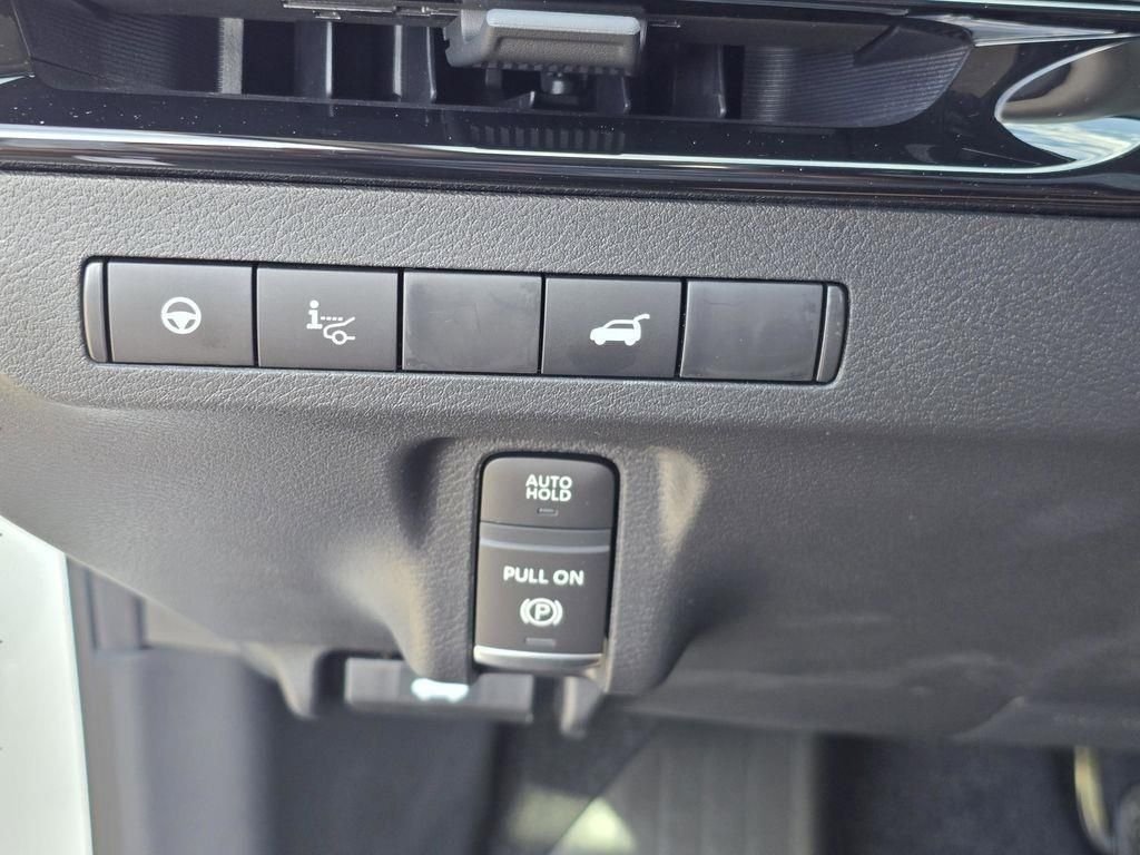 New 2026 Everest White Pearl TriCoat Nissan Platinum image 21