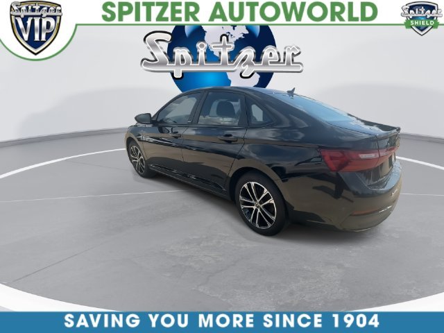 Used 2025 Blue Volkswagen 1.5T Sport image 13