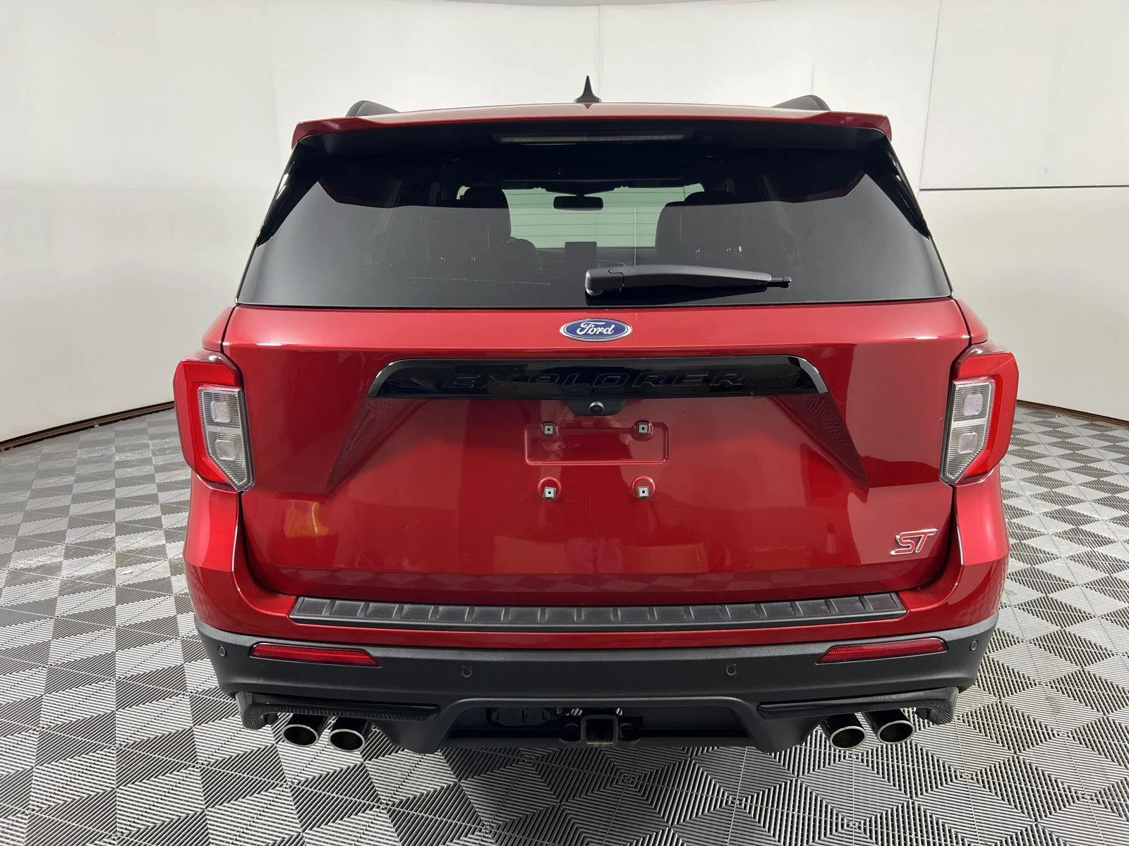 Used 2023 Rapid Red Metallic Tinted Clearcoat Ford ST image 10
