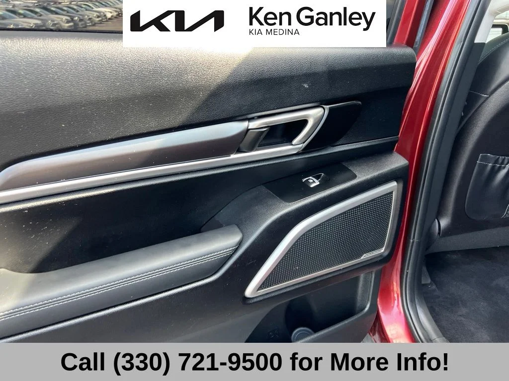 Used 2024 Red Kia S image 48