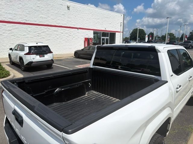 Used 2024 White Toyota SR5 image 13