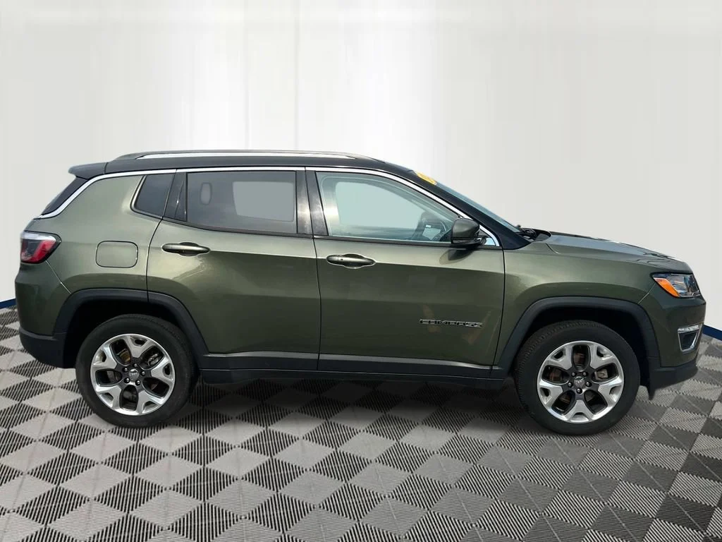 Used 2021 Green Jeep Limited image 6