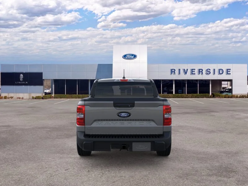 New 2026 Carbonized Gray Metallic Ford XLT image 5
