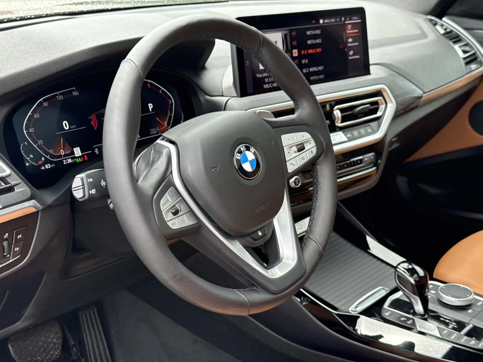 Used 2024 Dark Graphite Metallic BMW xDrive30i image 4