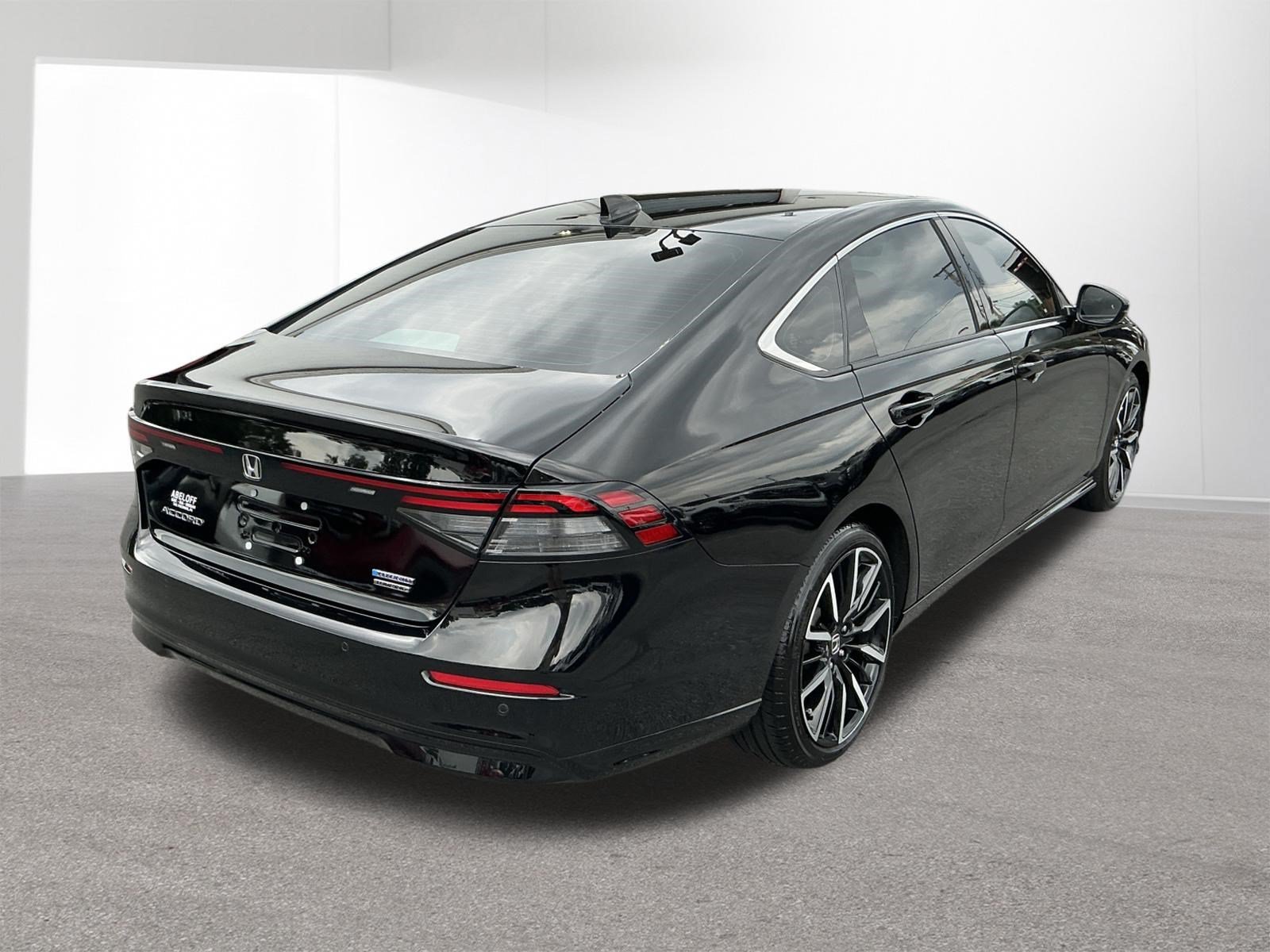 Used 2025 Black Honda Touring image 3