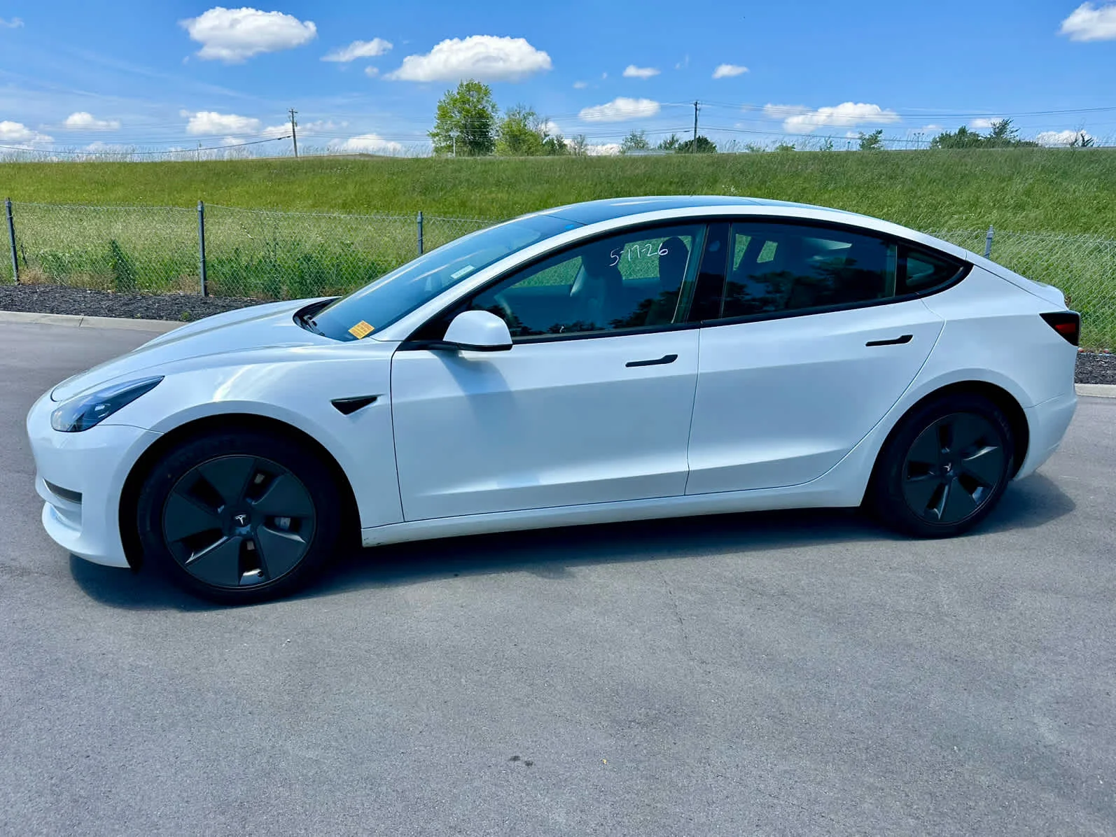2023 Tesla Model 3 -'s photo