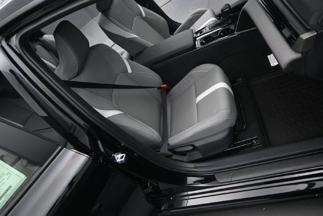 New 2026 Midnight Black Metallic Toyota SE image 15