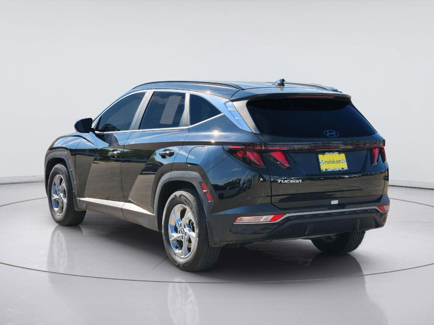 Used 2024 Black Pearl Hyundai SEL image 6