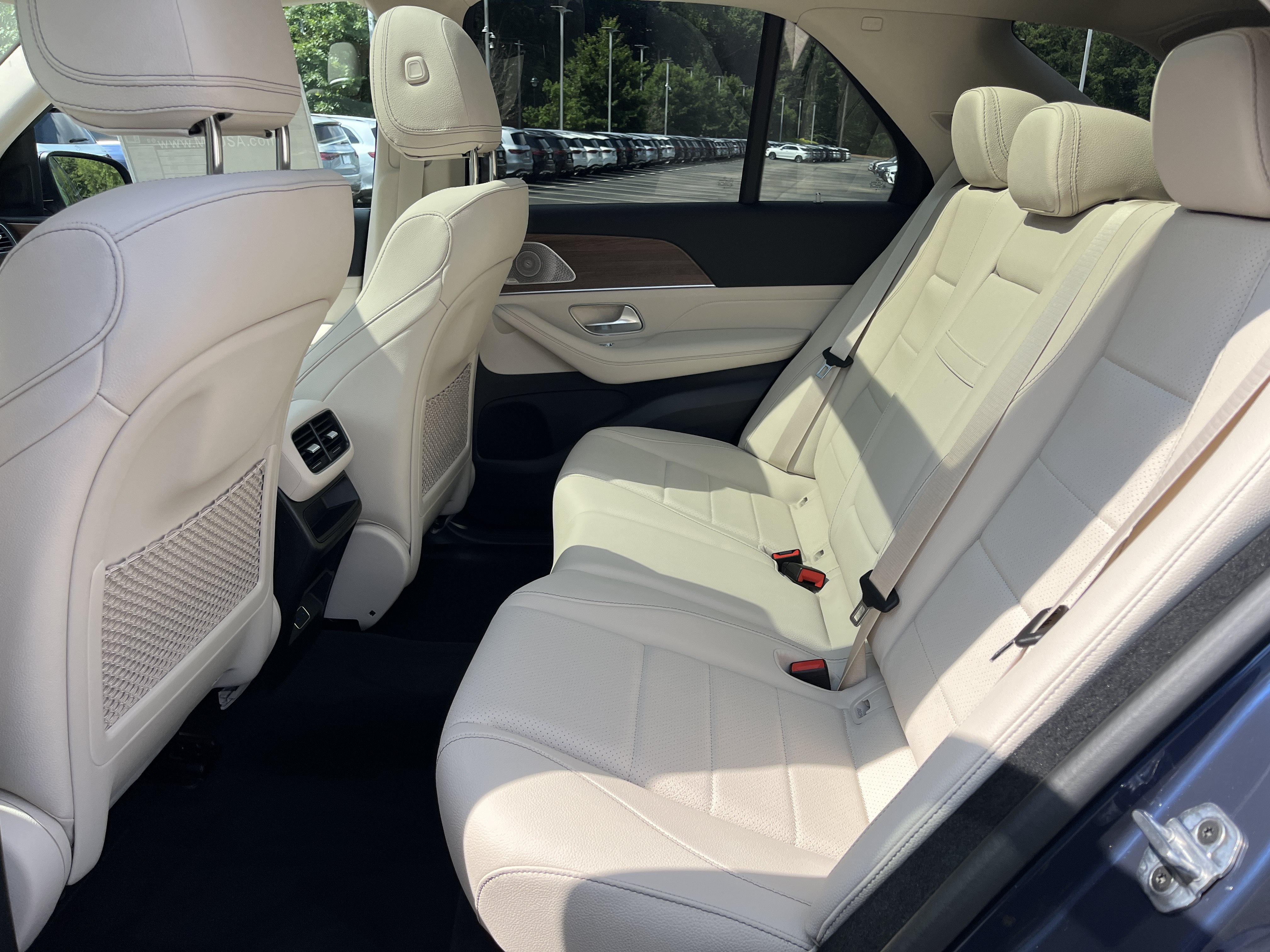 New 2026 Twilight Blue Metallic Mercedes-Benz GLE 350 4MATIC® SUV image 39