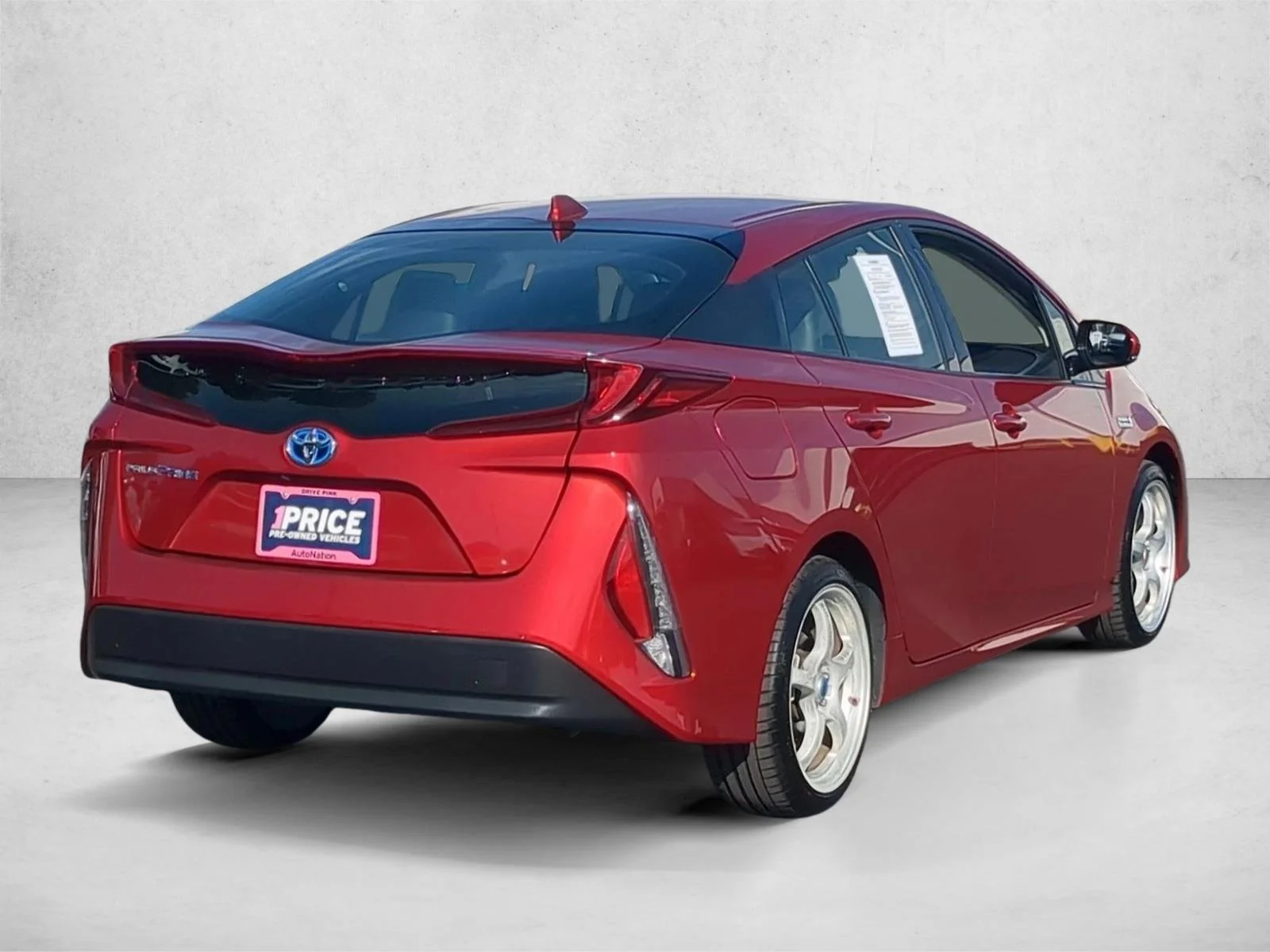 Used 2019 Hypersonic Red Toyota Premium image 5