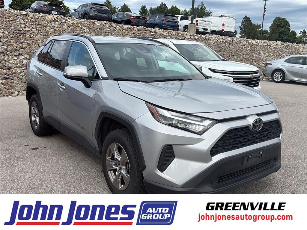 Used 2024 SILVER TOYOTA XLE AWD image 1