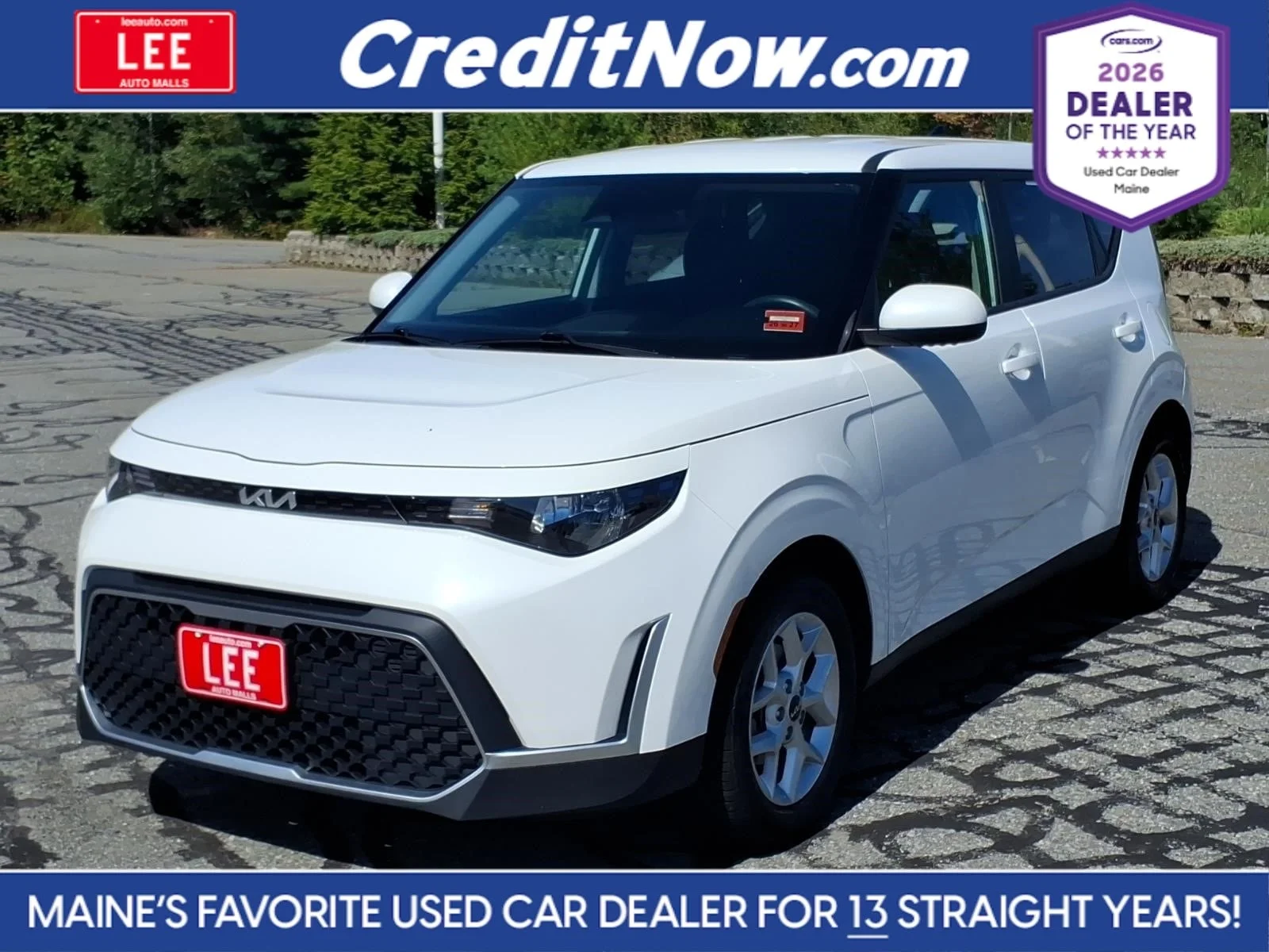 Used 2024 Snow White Pearl Kia LX image 1