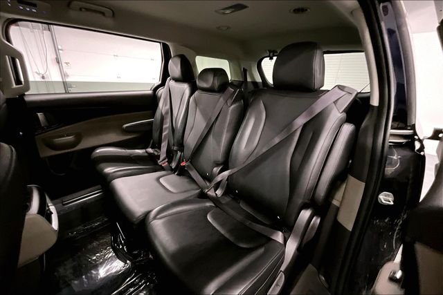 2025 Kia Carnival LXS - Photo 23