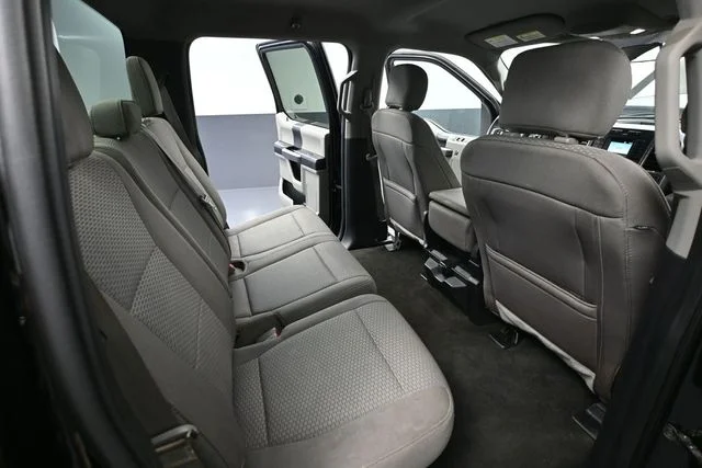 Used 2018 Black Ford XLT image 33