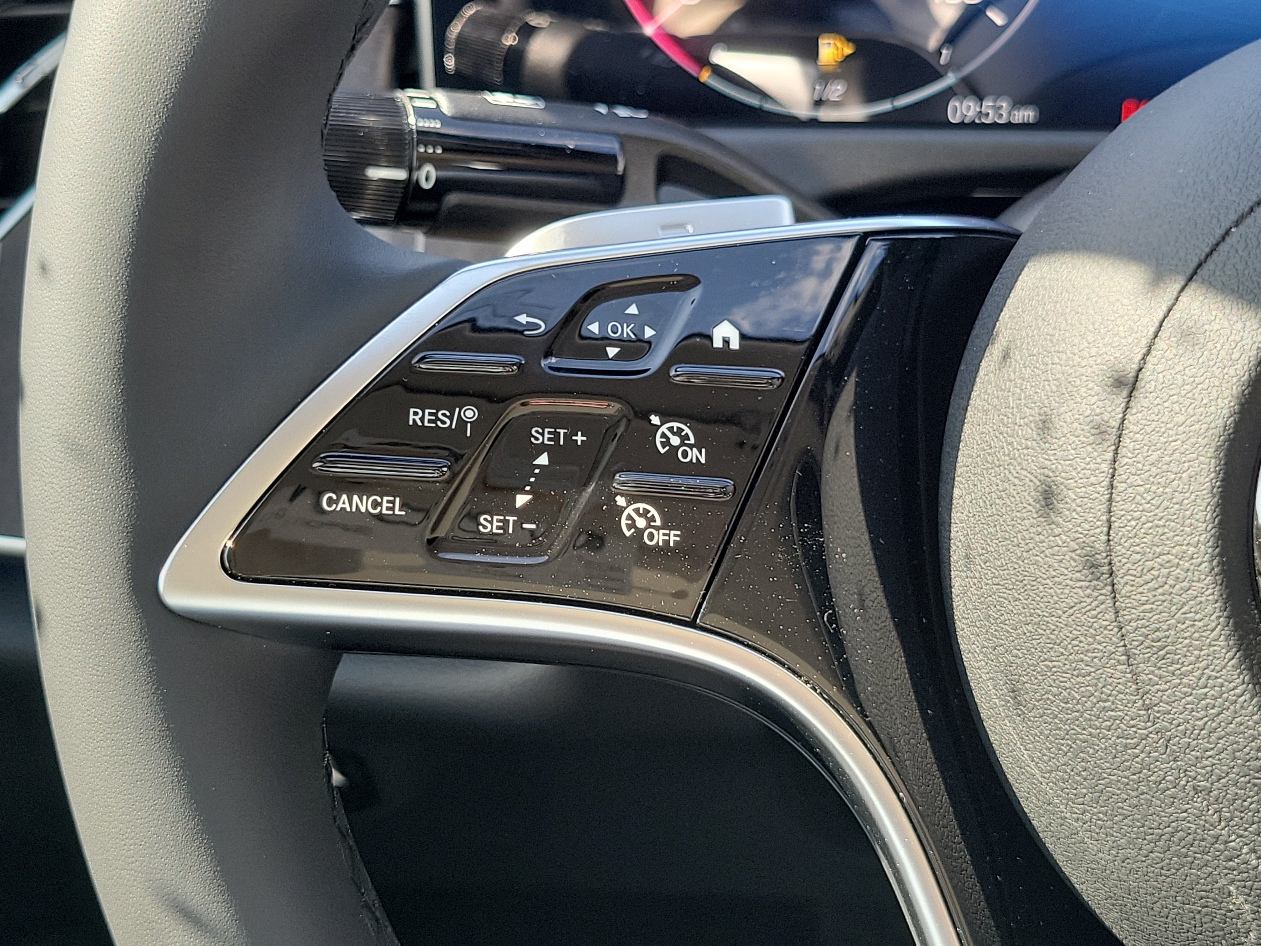 New 2026 Verde Silver Metallic Mercedes-Benz E 350 image 54