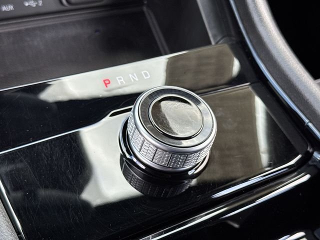 Used 2023 Silver Jeep Altitude image 19