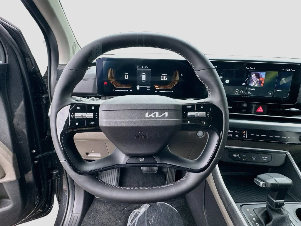 New 2027 Panthera Metal Kia LXS image 11