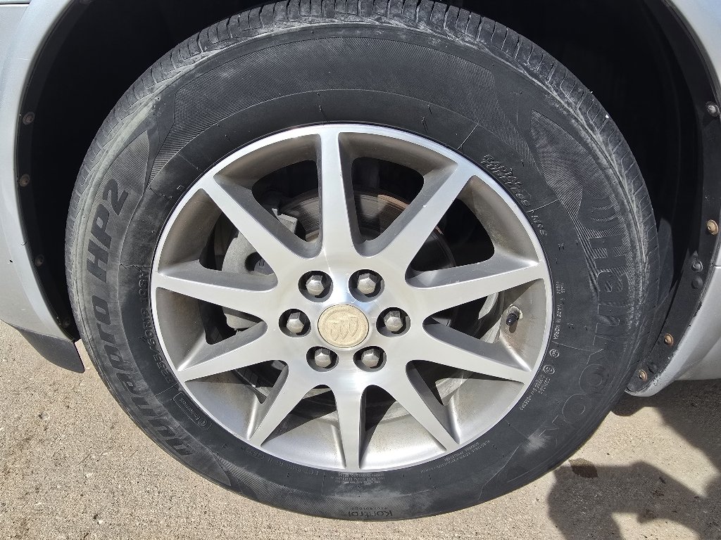 Used 2013 Quicksilver Metallic Buick Leather image 9
