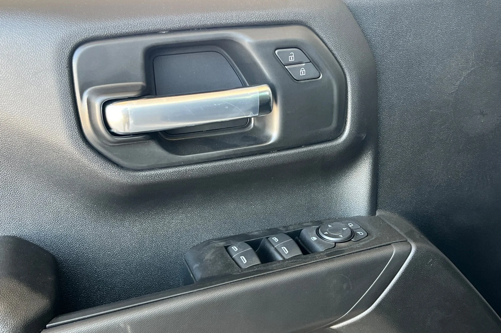 2026 Chevrolet Silverado 1500 Custom - Photo 11