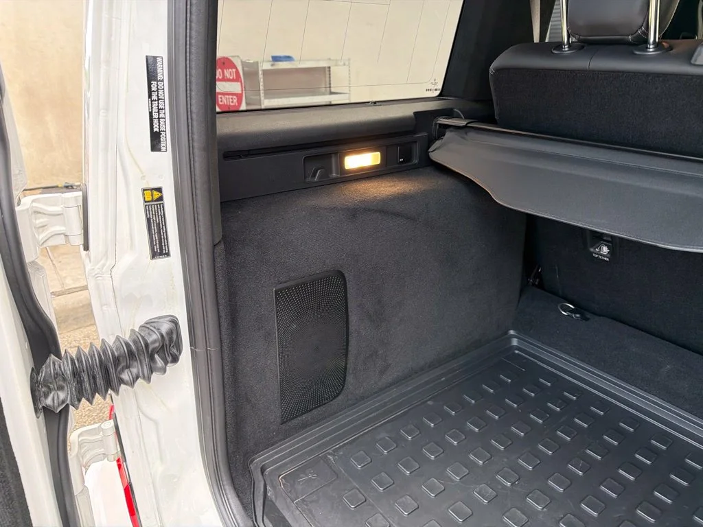 Used 2025 White Mercedes-Benz G 550 image 39