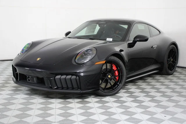2026 Porsche 911 Carrera 4 GTS