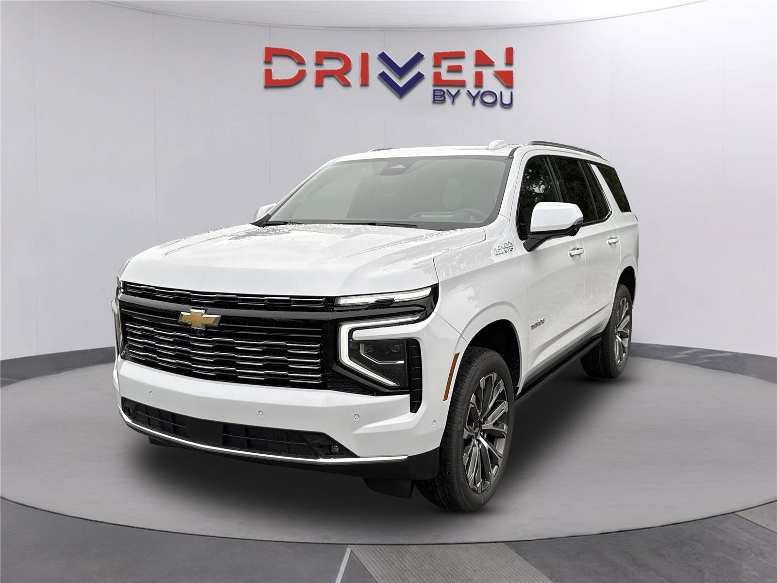 New 2026 Polar White Tricoat Chevrolet High Country image 8