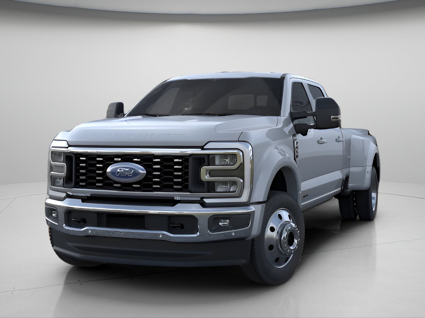 New 2026 Glacier Gray Metallic Tri-Coat Ford LARIAT image 2