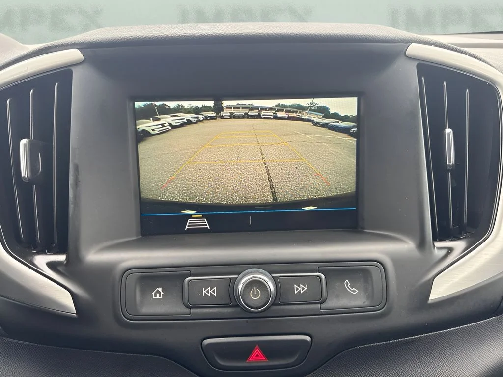 Used 2019 Black GMC SLE image 10