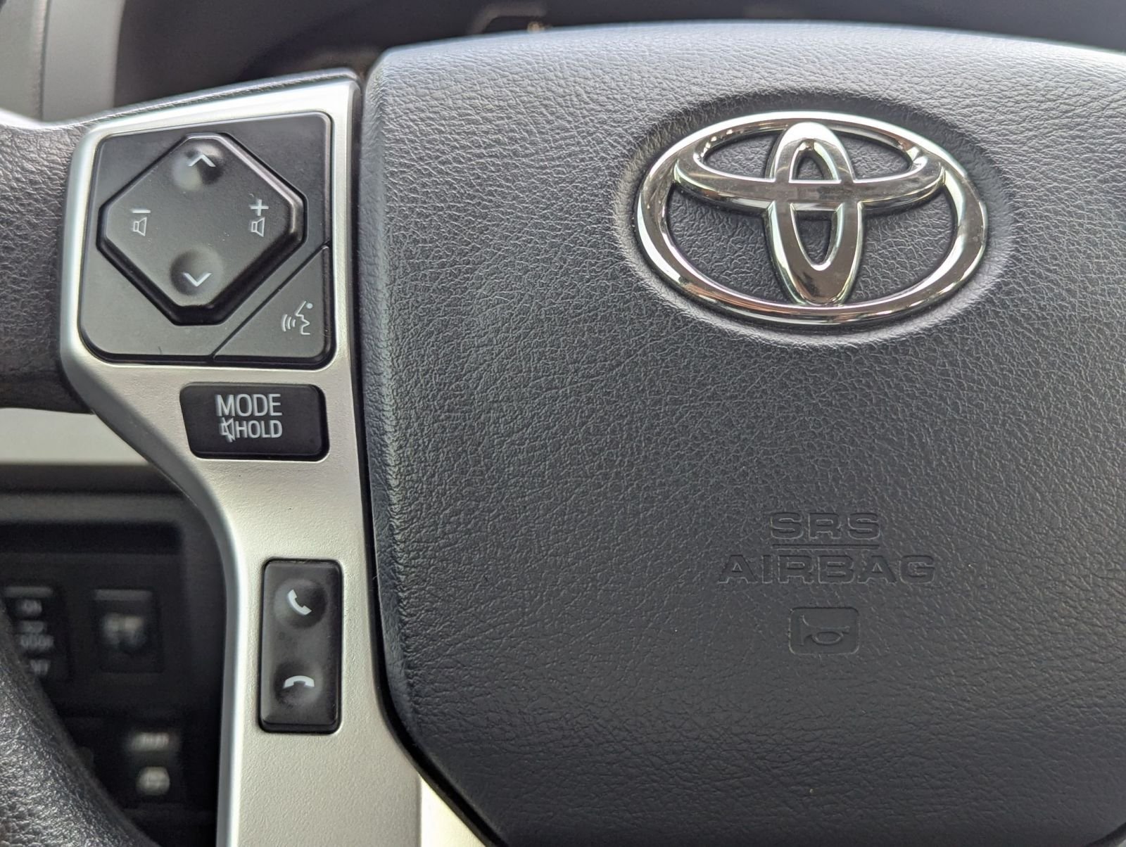 Used 2019 Gray Toyota SR5 image 14