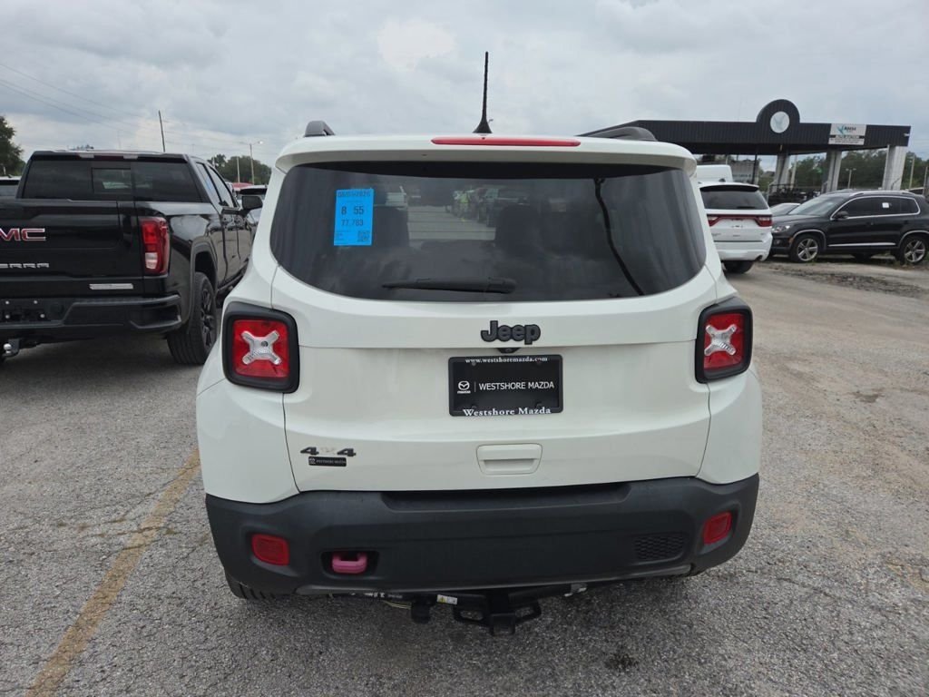 Used 2019 White Jeep Trailhawk image 2