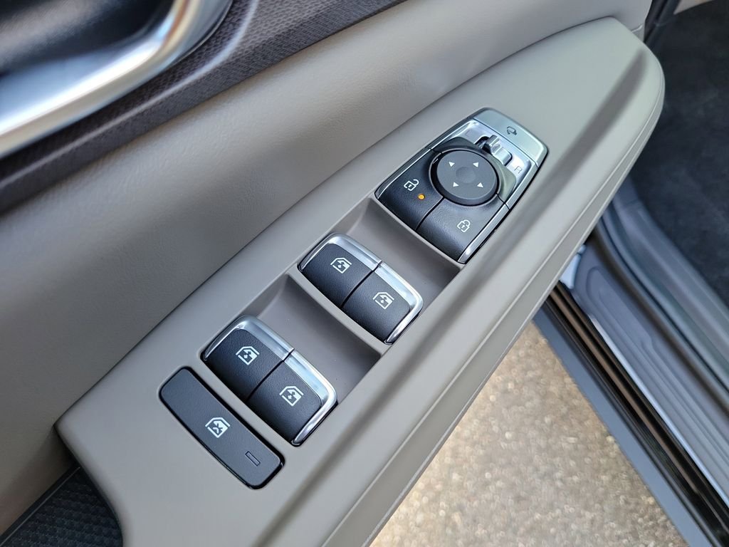 New 2026 Black Kia EX image 21