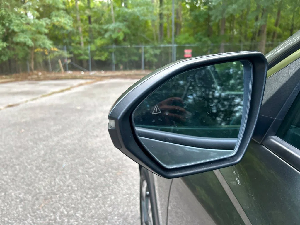 Used 2022 Gray Hyundai SEL image 11