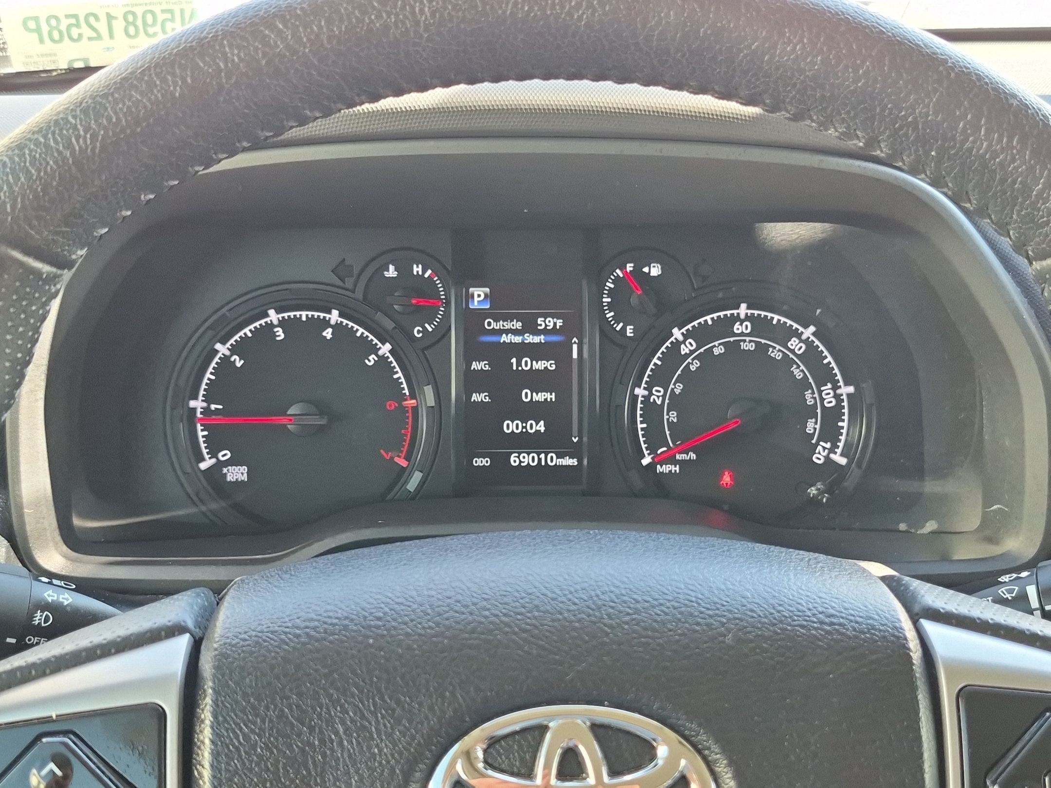 Used 2022 White Toyota SR5 Premium image 19
