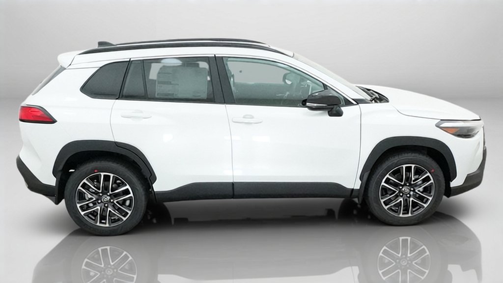 New 2026 Wind Chill Pearl Toyota XLE image 37