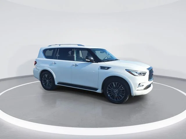 Used 2021 White INFINITI Premium Select image 2