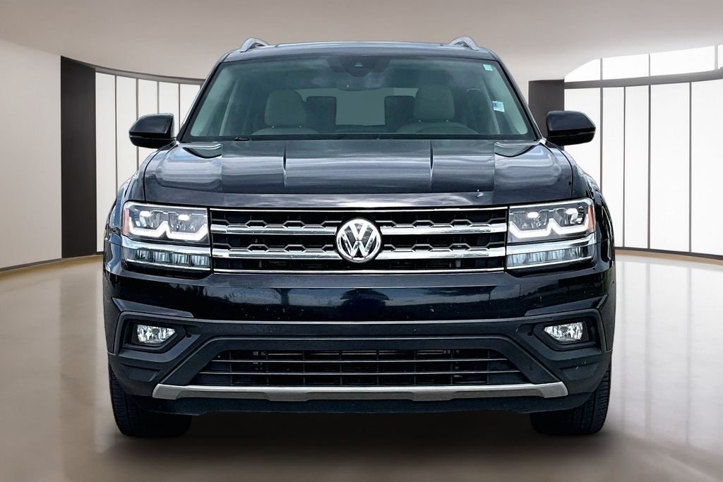 Used 2019 Black Volkswagen 3.6L V6 SE image 3